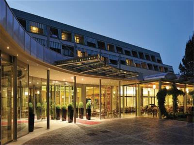 HOTEL SVOBODA 4*