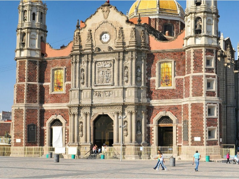 VIVA MEXICO - V KRALJESTVU AZTEKOV IN MAJEV