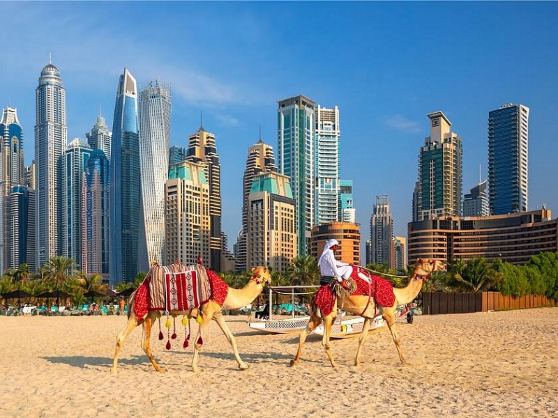 DUBAJ IN POČITNICE z direktnim letom