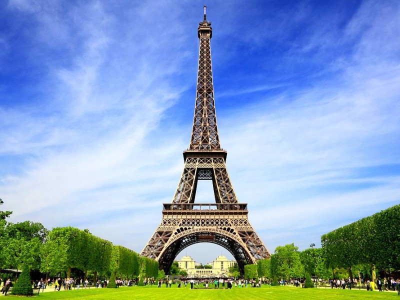 V PARIZ IN DISNEYLAND Z AVTOBUSOM