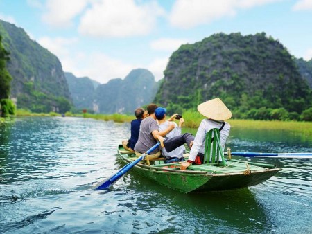 NOVOLETNI ODDIH V VIETNAMU