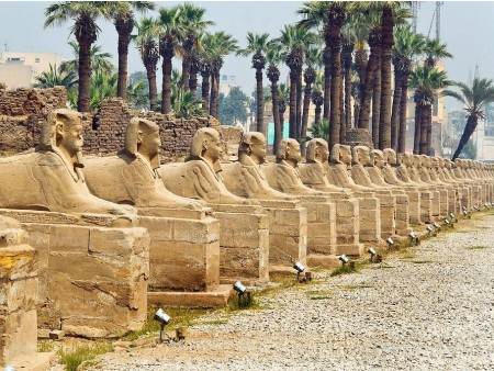 HURGADA, križarjenje po Nilu in Kairo