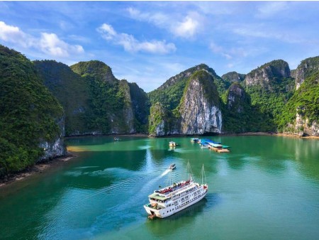 NOVOLETNI ODDIH V VIETNAMU