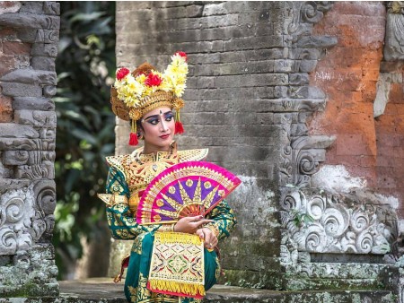 NOVOLETNI BALI IN GILIJI