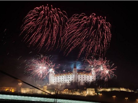 ADVENTNA BRATISLAVA IN BUDIMPEŠTA