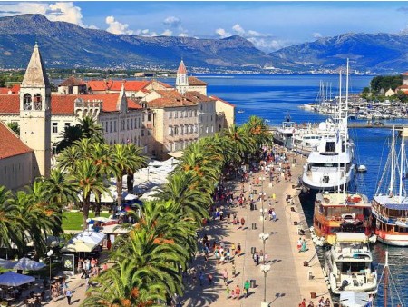 PRAZNIK OLJKE NA BRAČU IN MANDARINE