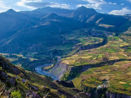 PERU - SKRIVNOSTNI SVET INKOV