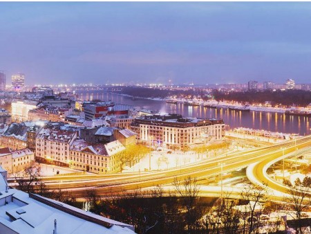 ADVENTNA BRATISLAVA IN BUDIMPEŠTA