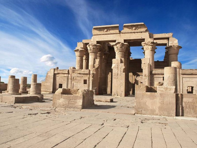 HURGADA, križarjenje po Nilu in Kairo