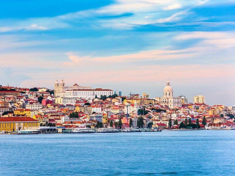 LIZBONA V PRAZNIČNEM UTRIPU
