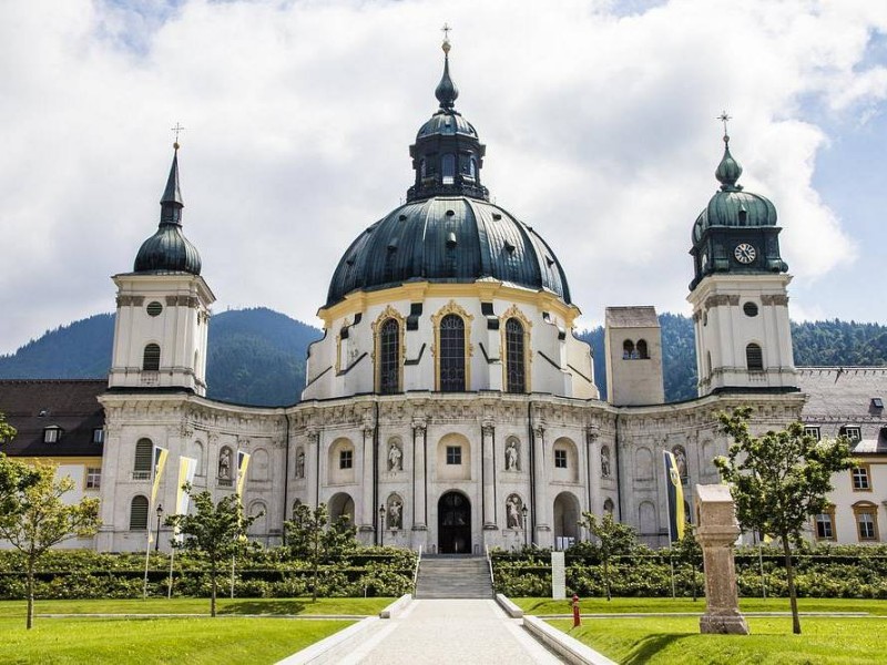 GRADOVI LUDVIKA II. BAVARSKEGA - 3 DNI