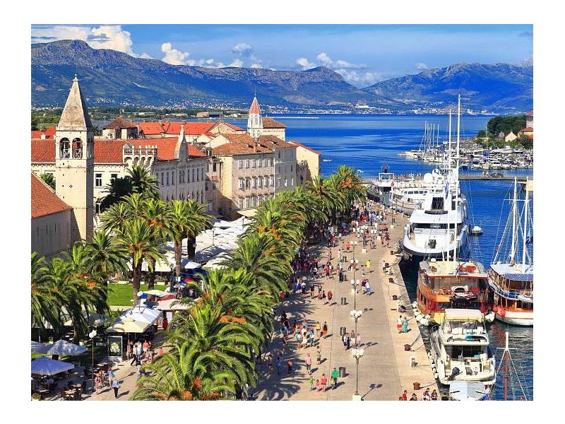 PRAZNIK OLJKE NA BRAČU IN MANDARINE