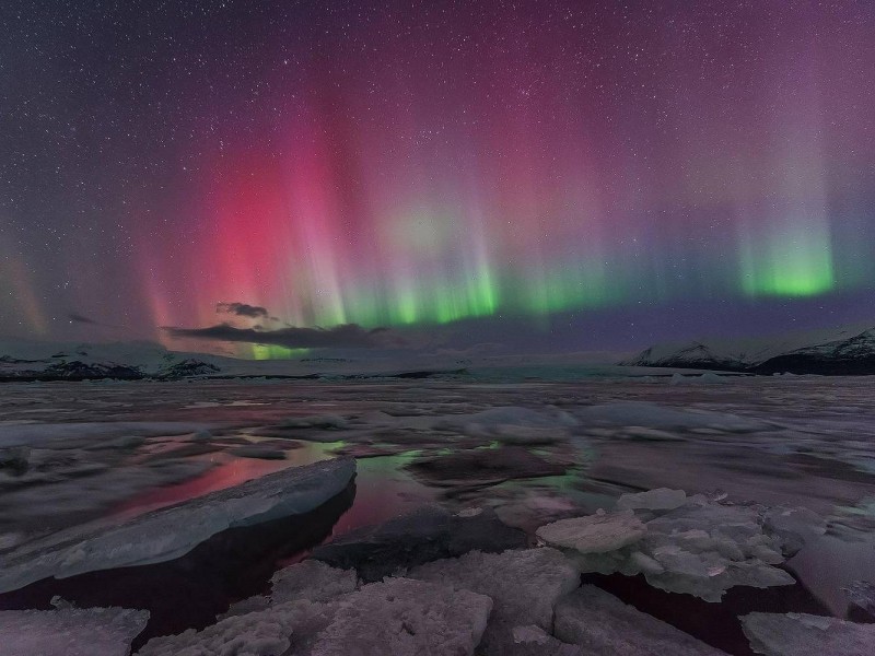 ISLANDIJA S POLARNIM SIJEM