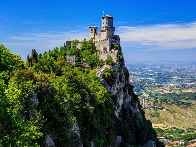 APULIJA - skrivnostna južna Italija z avtobusom