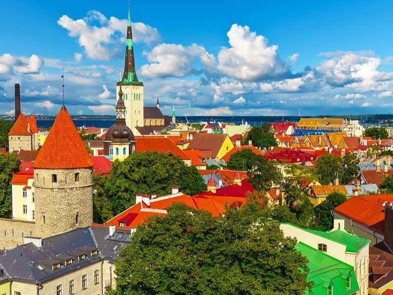 KRIŽARJENJE IN NAJLEPŠI UTRINKI SEVERNIH PRESTOLNIC