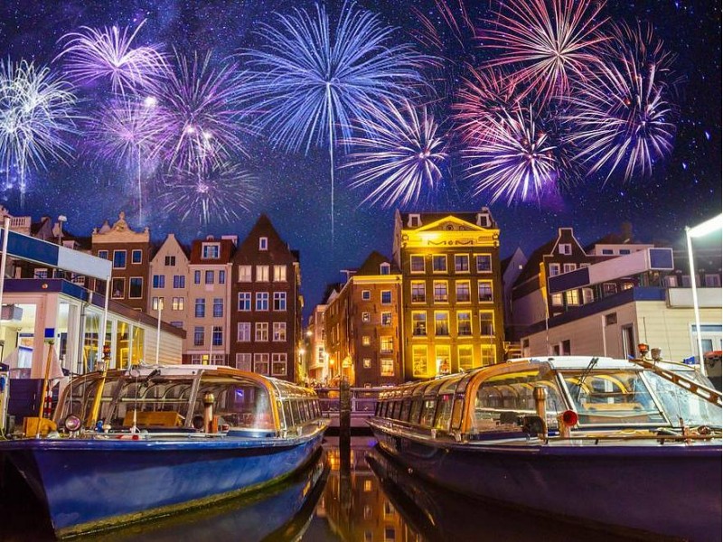 NOVOLETNI AMSTERDAM 