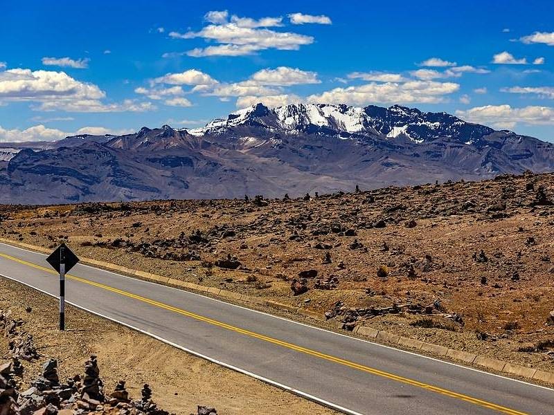 PERU - SKRIVNOSTNI SVET INKOV
