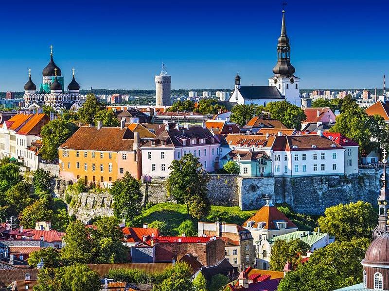 HELSINKI IN BALTSKI DVOJČEK
