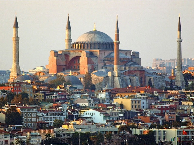 ISTANBUL - mesto na stiku dveh svetov