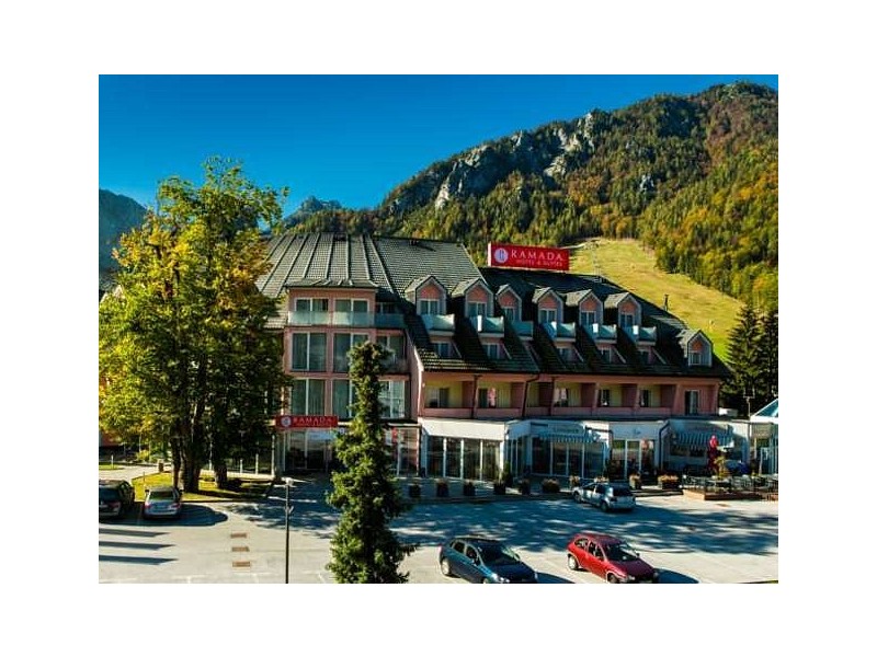 Ramada Hotel & Suites 4*