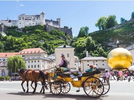 SALZBURG IN ORLOVO GNEZDO