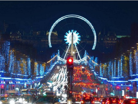 NOVOLETNI PARIZ z letalom