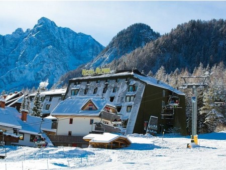 Hotel Alpina 3*
