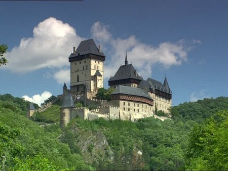 MOGOČNI GRADOVI ČEŠKE IN PRAGA