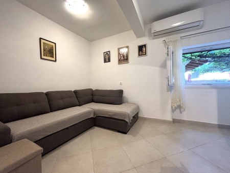 Zasebni app NADA 3*