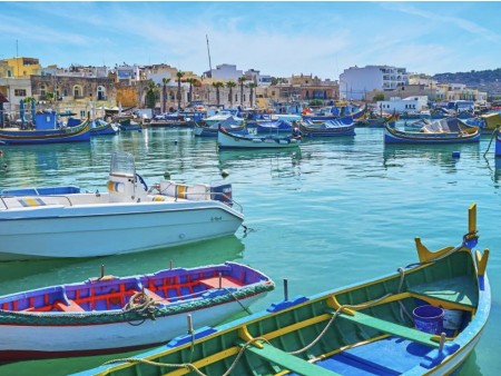 PUSTNO RAZIGRANA MALTA