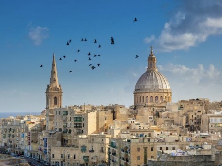 PUSTNO RAZIGRANA MALTA