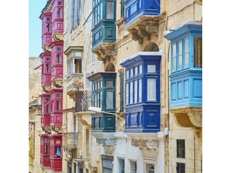PUSTNO RAZIGRANA MALTA
