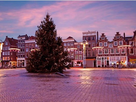 NOVOLETNI AMSTERDAM 