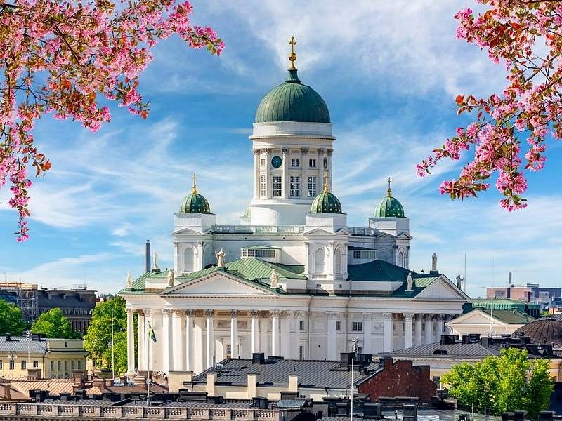 HELSINKI IN BALTSKI DVOJČEK