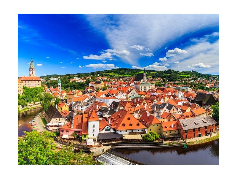 MOGOČNI GRADOVI ČEŠKE IN PRAGA